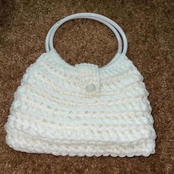 Vintage Crocheted handbag - Picture 1 of 7